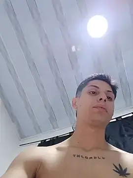 Stripchat Free Porn Cam of Liancy