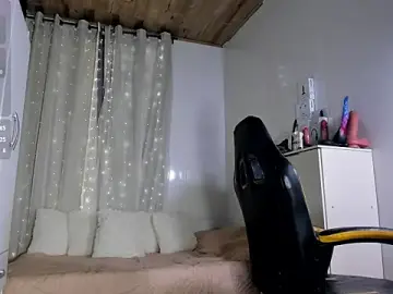 Stripchat Watch Live Sex Cams of Chica_hot_dirty