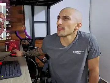 Stripchat Live Porn of Marck_Muscle