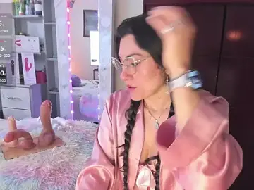 Stripchat Live Sex Cam of Rapunzeell_