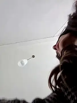 Stripchat Sex Cam of Sam_Sara