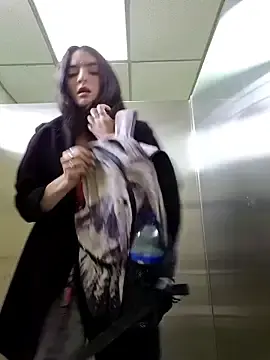 Stripchat Free Porn Cam of Sam_Sara