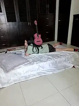 Stripchat Live Sex Cam of Sam_Sara
