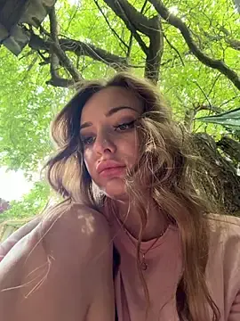 Stripchat Live Sex Cam of Night_dreams