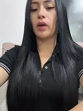 Stripchat Free Porn Cam of Sara_luna_