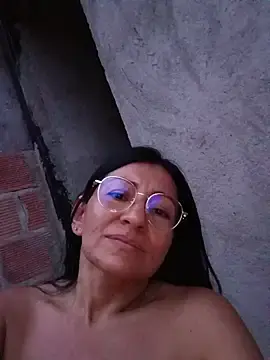 Stripchat Adult Webcam of maturexxxnaughty