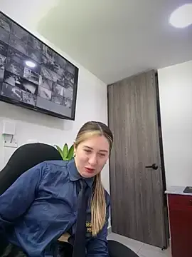 Stripchat Live Porn of suzy-111