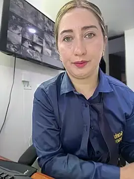Stripchat Sex Cam of suzy-111
