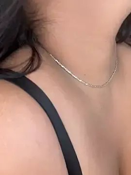 Stripchat Free Porn Cam of cutie-priya-cpl