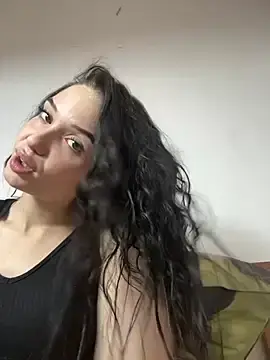 Stripchat Free Porn Cam of icedrosemarye