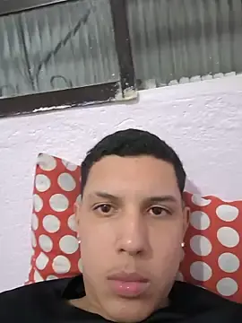Stripchat Free Porn Cam of mt_fxp7