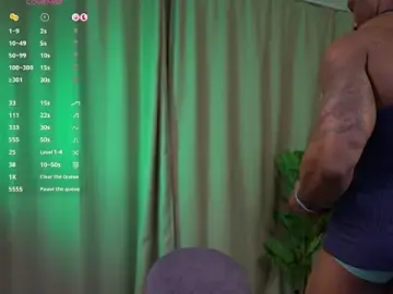 Stripchat Live Sex Cam of ostine_brown