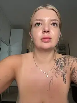 Stripchat Live Sex Cam of OdriOlsens