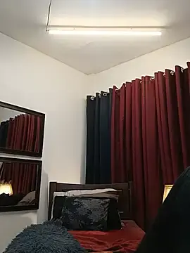 Stripchat Nude Webcam of AluraXJhanson