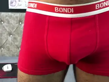 Stripchat Live Sex of EnzoKnox