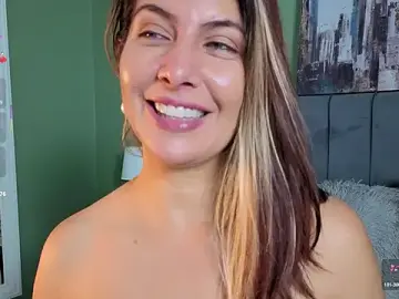 Stripchat Free Porn Cam of scarlett_moore