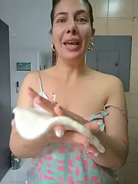 Stripchat Free Porn Cam of scarlett_moore
