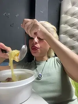 Stripchat Watch Live Sex Cams of Eva_Feller69