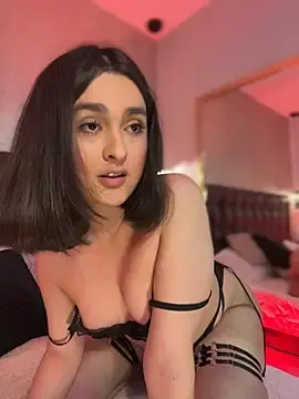 Stripchat Live Sex Cam of MiahWindsor