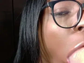 Stripchat Nude Webcam of nahomi_campbell