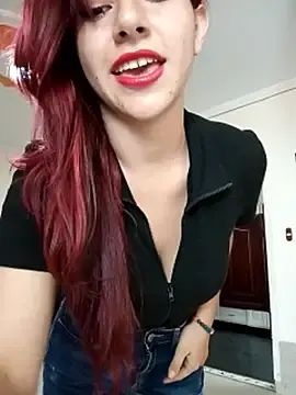 Stripchat Adult Webcam of Escarleth_69