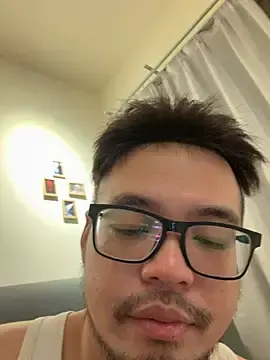 Stripchat Free Porn Cam of James1992_Ovo