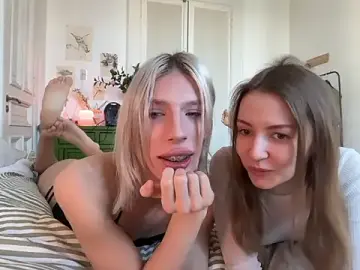 Stripchat Live Porn of AliceSnowCatt