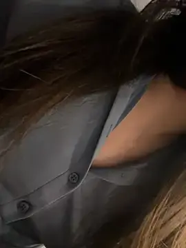 Stripchat Live Sex Cam of Mia_Blanquita