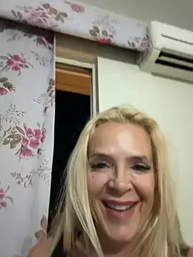 Stripchat Live Sex of Reyna63
