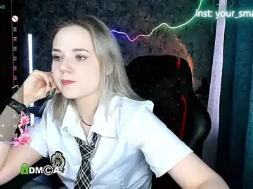Stripchat Nude Webcam of Your_small_bunny
