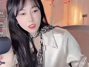 Stripchat Live Porn of noomi-1111