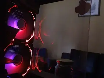 Stripchat Live Porn of MeladoDiMel