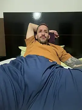 Stripchat Live Porn of MeladoDiMel