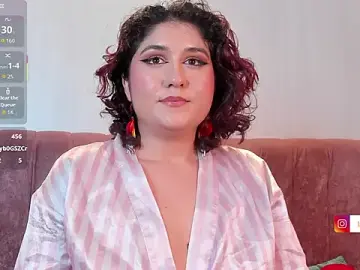 Stripchat Sex Cam of MissSavage_