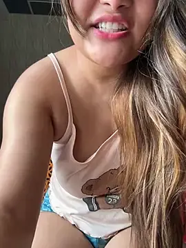 Stripchat Adult Webcam of Rosy_BabyDoll