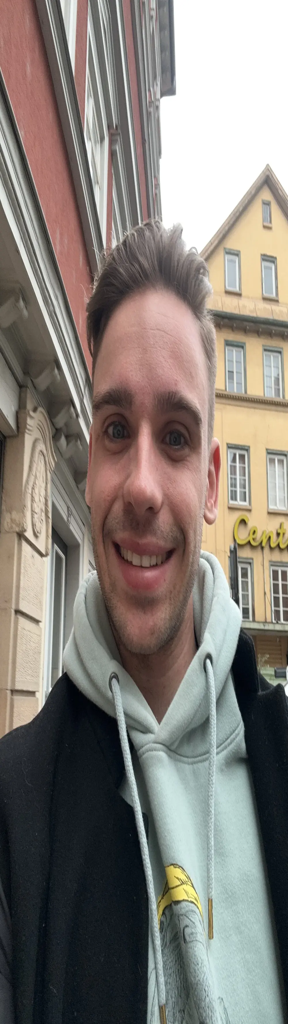 leohotleohot