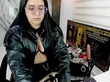 Stripchat Private Sex Chat of queen_findom1