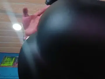 Stripchat Best Webcam of TheIan26