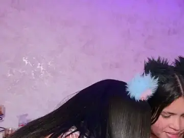 Stripchat Watch Live Sex Cams of Mia_and_lexy