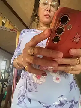Stripchat Best Webcam of sweetieme