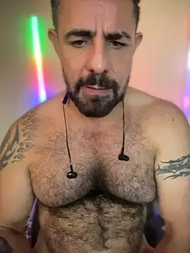 Stripchat Free Live Porn of wolfbucker