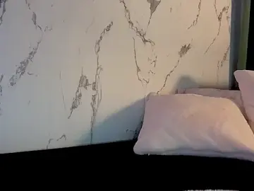 Stripchat Sex Cam of MarcellaGriffin
