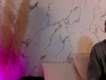 Stripchat Live Sex Cam of MarcellaGriffin