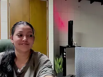 Stripchat Live Porn of MarcellaGriffin