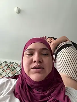 Stripchat Adult Webcam of sweetmuslim01