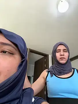 Stripchat Adult Webcams of sweetmuslim01