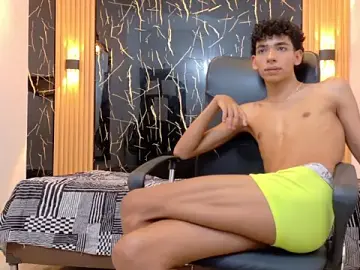 Stripchat Live Sex Cam of ValeriHot_1