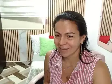Stripchat Adult Webcam of camilavargas_