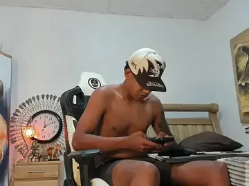 Stripchat Adult Webcam of mr_stiven_