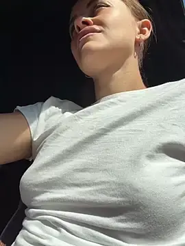 Stripchat Live Sex of AngelinaTeller